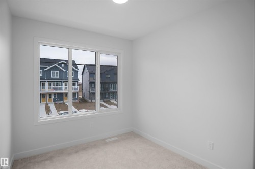 1210 Keswick Drive, Edmonton, AB - Indoor Photo Showing Other Room