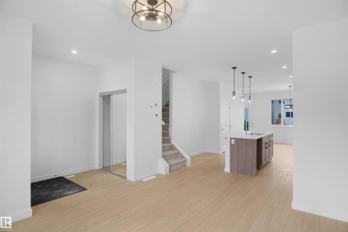 1210 Keswick Drive, Edmonton, AB - Indoor Photo Showing Other Room