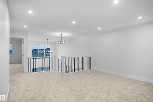 7227 182 Avenue, Edmonton, AB - Indoor Photo Showing Other Room