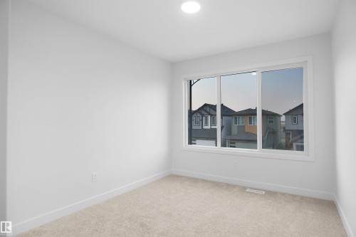 7227 182 Avenue, Edmonton, AB - Indoor Photo Showing Other Room