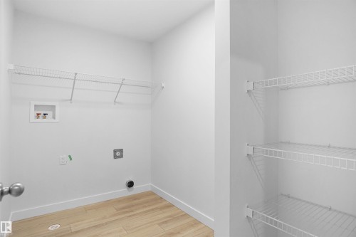 7227 182 Avenue, Edmonton, AB - Indoor With Storage