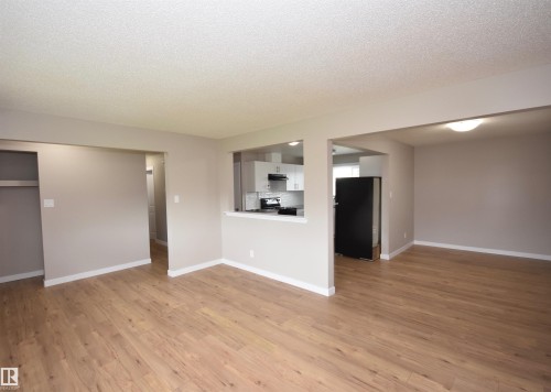 13527 70 Street, Edmonton, AB - Indoor Photo Showing Other Room