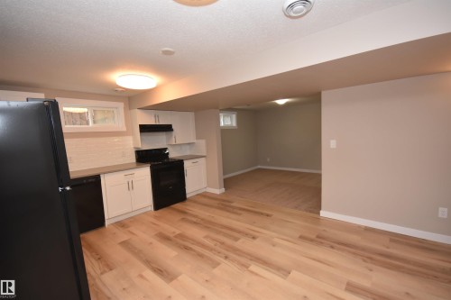 13527 70 Street, Edmonton, AB - Indoor