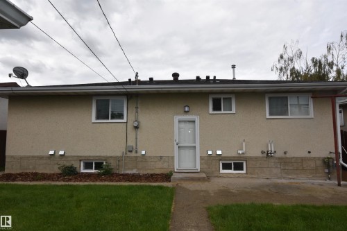 13527 70 Street, Edmonton, AB - Outdoor With Exterior