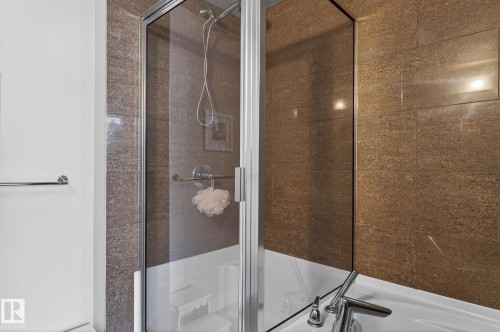 1404 10046 117 Street, Edmonton, AB - Indoor Photo Showing Bathroom