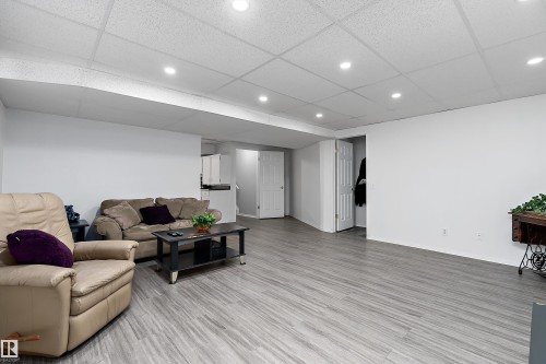 3706 131A Avenue, Edmonton, AB - Indoor