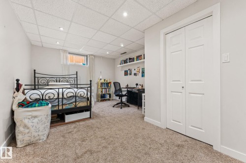 11712 48 Avenue, Edmonton, AB - Indoor