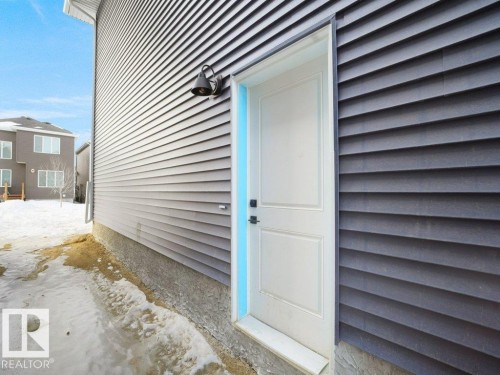 3328 Chickadee Drive, Edmonton, AB - Outdoor With Exterior