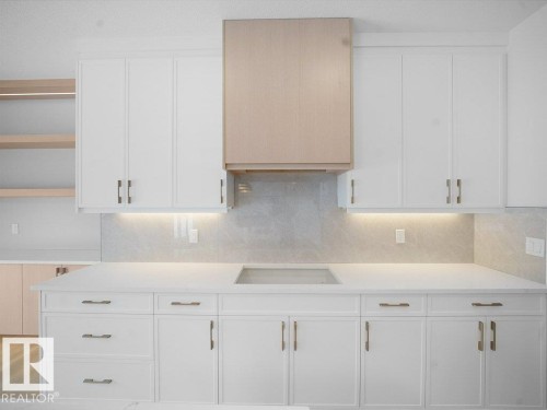 3328 Chickadee Drive, Edmonton, AB - Indoor Photo Showing Kitchen