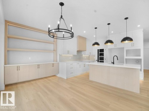 3328 Chickadee Drive, Edmonton, AB - Indoor Photo Showing Kitchen With Upgraded Kitchen