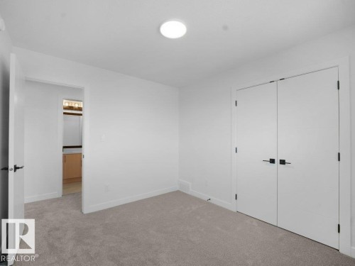 3328 Chickadee Drive, Edmonton, AB - Indoor Photo Showing Other Room