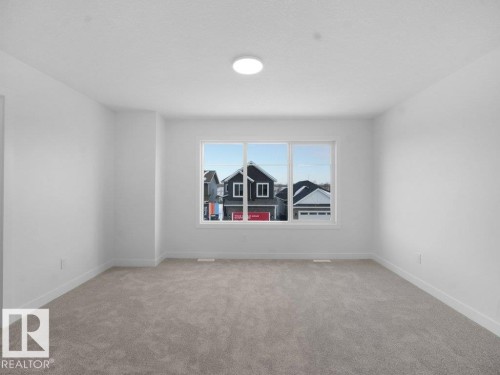 3328 Chickadee Drive, Edmonton, AB - Indoor Photo Showing Other Room