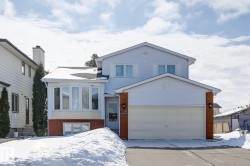 8507 152B Avenue  Edmonton, AB T5E 5V7