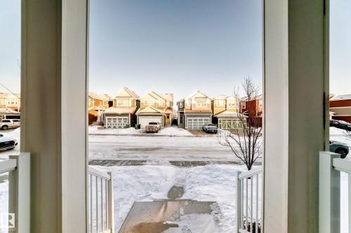 425 Simpkins Link, Leduc, AB - 