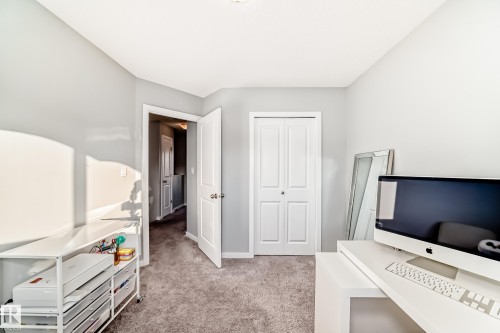 425 Simpkins Link, Leduc, AB - Indoor