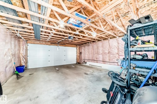 425 Simpkins Link, Leduc, AB - Indoor Photo Showing Garage