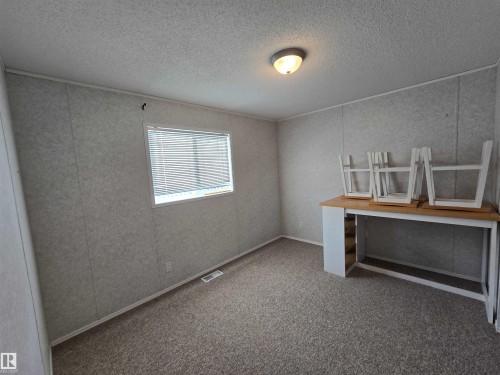 1133 Aspen Drive W, Leduc, AB - Indoor