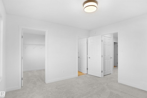 8715 183 Avenue, Edmonton, AB - Indoor Photo Showing Other Room