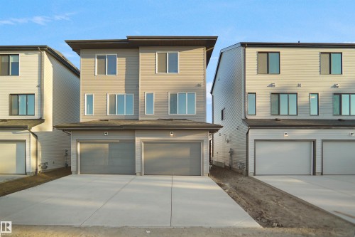 938 19 Avenue, Edmonton, AB - Outdoor With Facade