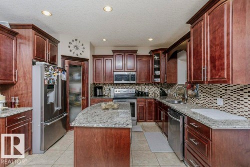 1520 67 Street, Edmonton, AB - Indoor Photo Showing Kitchen With Stainless Steel Kitchen