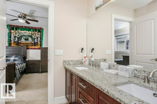 1520 67 Street, Edmonton, AB - Indoor Photo Showing Bathroom