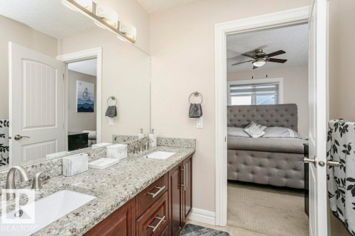 1520 67 Street, Edmonton, AB - Indoor Photo Showing Bathroom