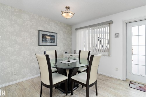 26 2419 133 Avenue, Edmonton, AB - Indoor Photo Showing Dining Room