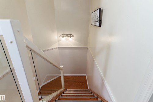 26 2419 133 Avenue, Edmonton, AB - Indoor Photo Showing Other Room