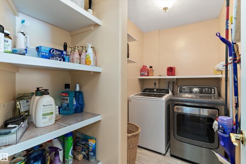 26 2419 133 Avenue, Edmonton, AB - Indoor Photo Showing Laundry Room