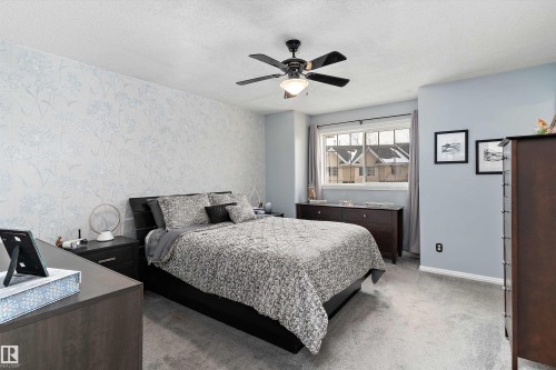 26 2419 133 Avenue, Edmonton, AB - Indoor Photo Showing Bedroom