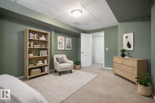 21 671 Silver Berry Road, Edmonton, AB - Indoor Photo Showing Bedroom