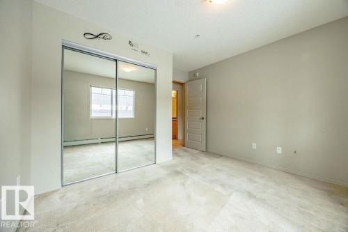122 646 Mcallister Loop, Edmonton, AB - Indoor Photo Showing Other Room