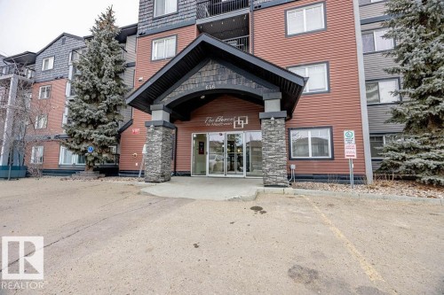 122 646 Mcallister Loop, Edmonton, AB - Outdoor
