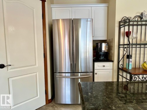 11716 11A Avenue, Edmonton, AB - Indoor