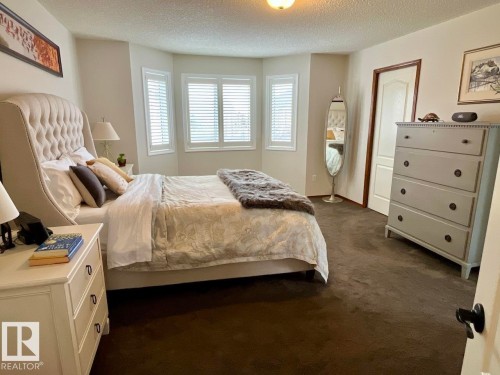 11716 11A Avenue, Edmonton, AB - Indoor Photo Showing Bedroom