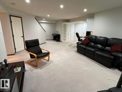 11716 11A Avenue, Edmonton, AB - Indoor