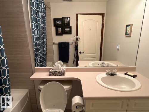 11716 11A Avenue, Edmonton, AB - Indoor Photo Showing Bathroom