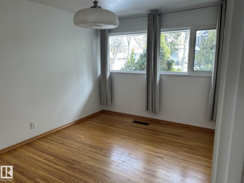 9128 83 Street, Edmonton, AB - Indoor Photo Showing Other Room