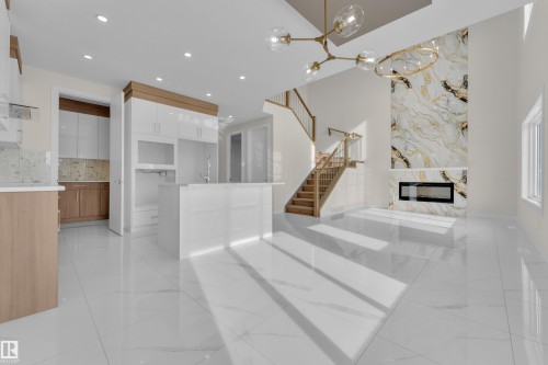 12619 44 Street, Edmonton, AB - Indoor Photo Showing Other Room