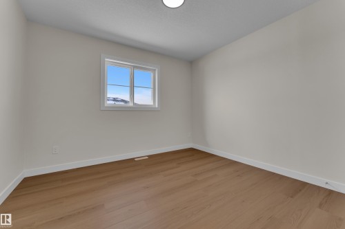 12619 44 Street, Edmonton, AB - Indoor Photo Showing Other Room