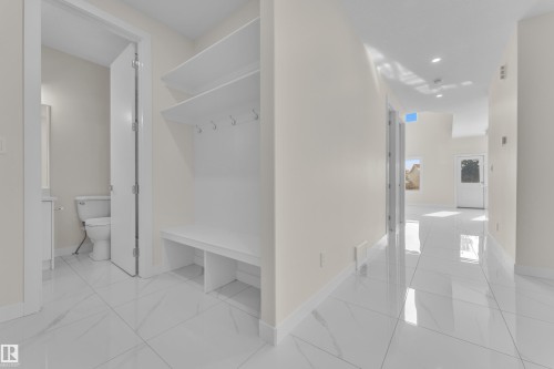 12619 44 Street, Edmonton, AB - Indoor