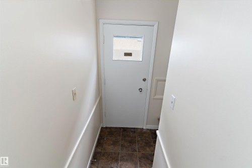 12721 90 Street, Edmonton, AB - Indoor Photo Showing Other Room