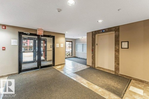 221 5515 7 Avenue Sw, Edmonton, AB - Indoor Photo Showing Other Room