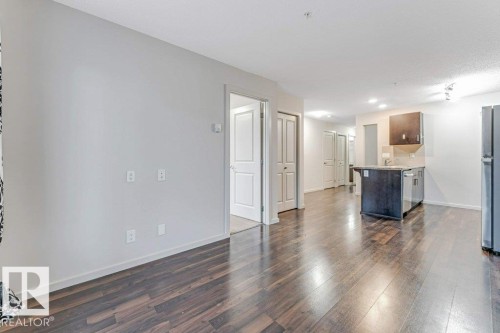 221 5515 7 Avenue Sw, Edmonton, AB - Indoor