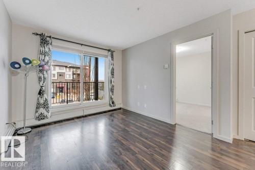 221 5515 7 Avenue Sw, Edmonton, AB - Indoor