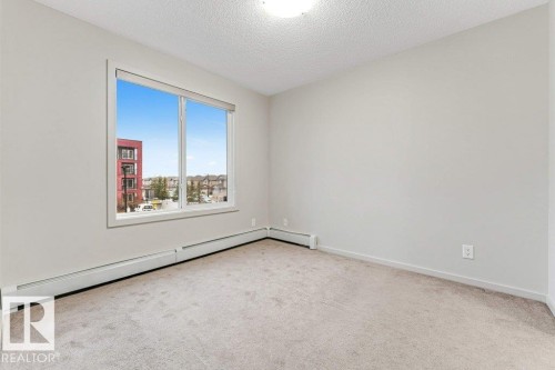221 5515 7 Avenue Sw, Edmonton, AB - Indoor Photo Showing Other Room