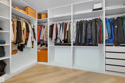 20320 29 Avenue Nw, Edmonton, AB - Indoor With Storage