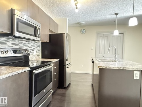 119 344 Windermere Road, Edmonton, AB - Indoor Photo Showing Kitchen With Upgraded Kitchen