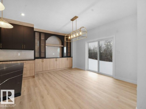 3282 Chernowski Way, Edmonton, AB - Indoor Photo Showing Kitchen