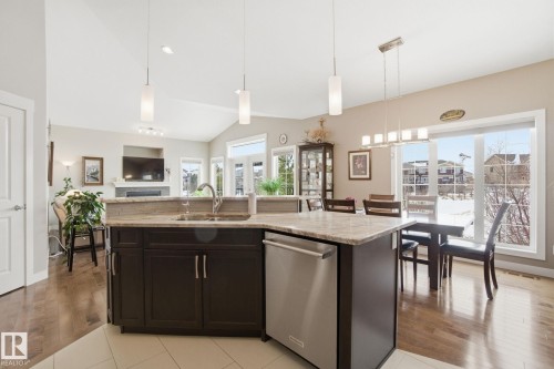 16 3090 Cameron Heights Way, Edmonton, AB - Indoor Photo Showing Kitchen With Double Sink With Upgraded Kitchen